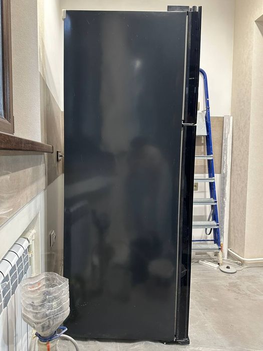 Продаётся холодильник HITACHI в отличном состоянии