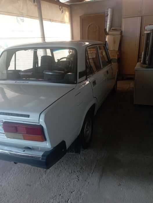 Продаю ВАЗ 2107 жигули (инжектор) средный ,договорная (кел