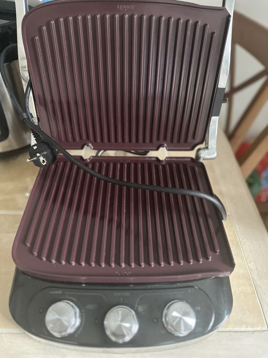 Gratar electric Delonghi multigrill