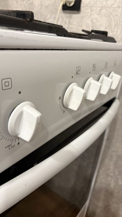 Срочно продам газплиту