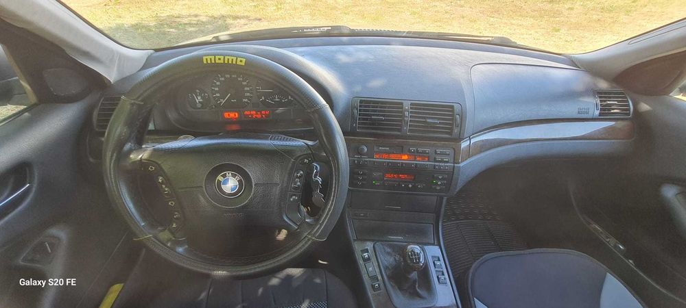 BMW E46 Touring (Combi) 320d 150 CP – 2002 – 2.600 € negociabil