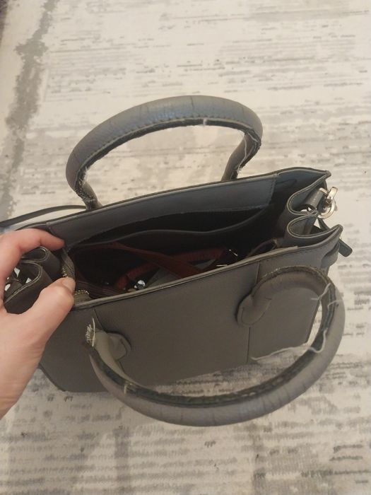 Сумочка Кожа серое и черное за все 6000