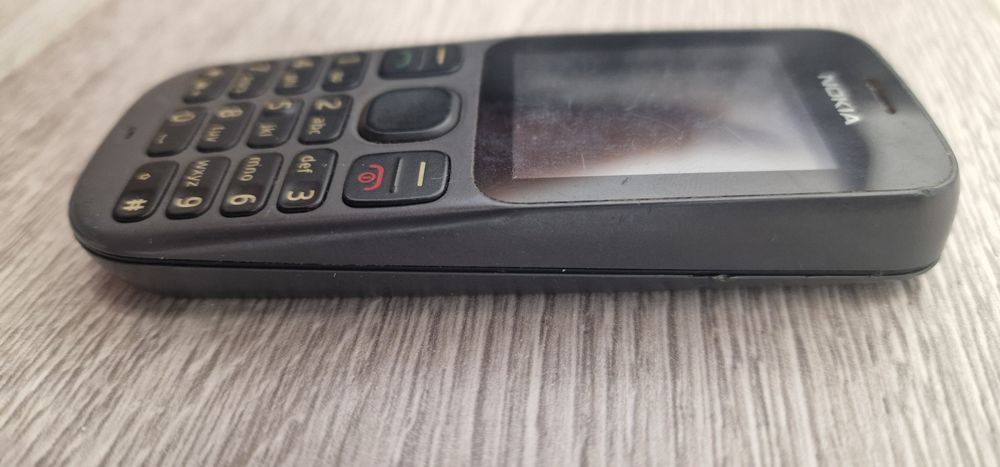 Telefon Nokia 100