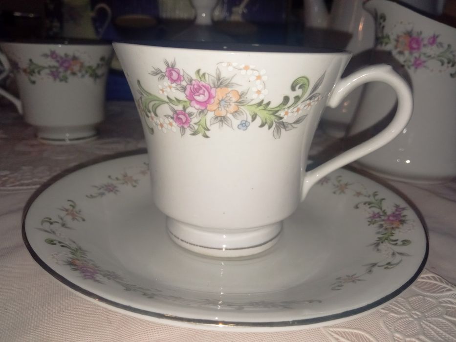 Продам чайный сервиз