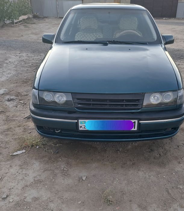 Продам машину Опель вектра