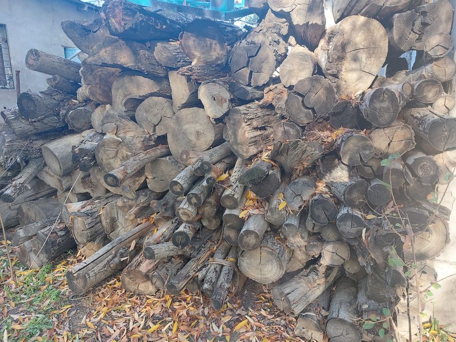 Отын сатылады 1 кубы 6000