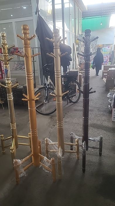 Veshalga toza taxtadan yasalgan