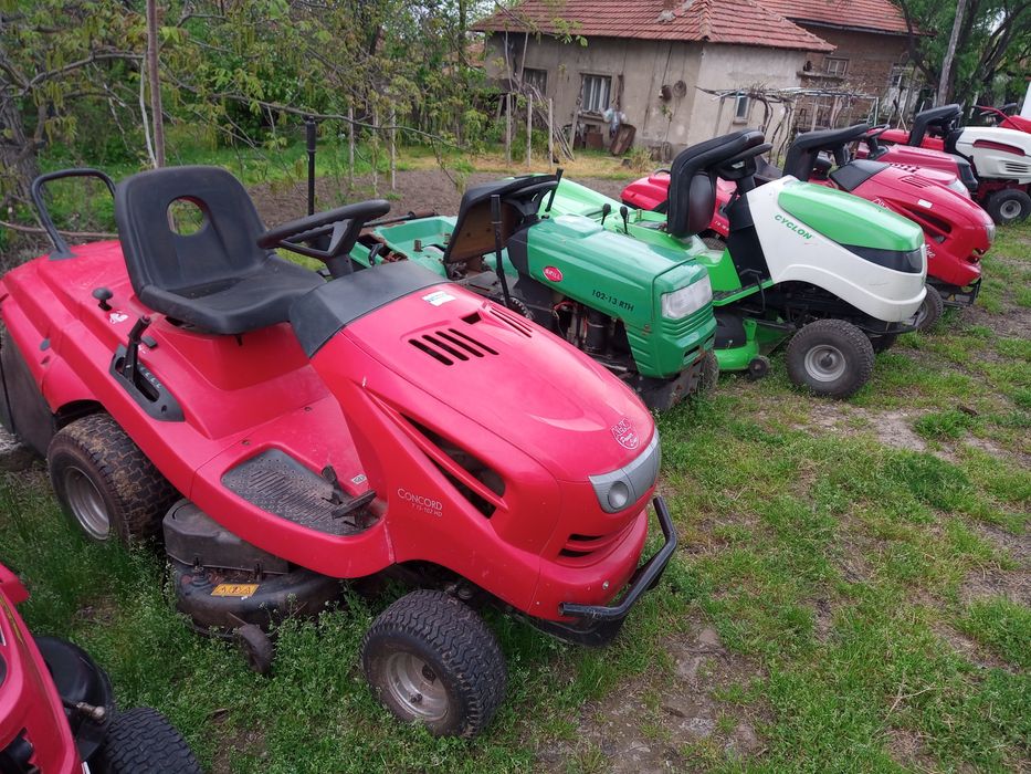 ТРАКТОРНИ КОСАЧКИ.Голям брой трактори.Косачки за трева