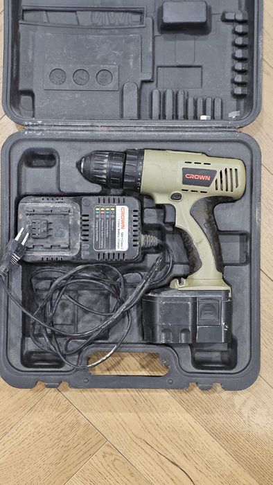 Шуруповёрт Crown