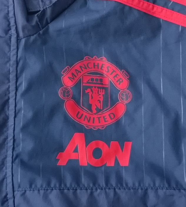 Adidas Manchester United Jacket оригинално яке S Адидас Ман. Юнайтед