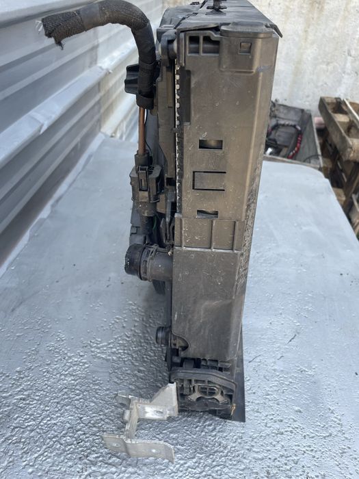 Радиатори/ перка БМВ Ф30/ Ф31 и др (radiator bmw f30)