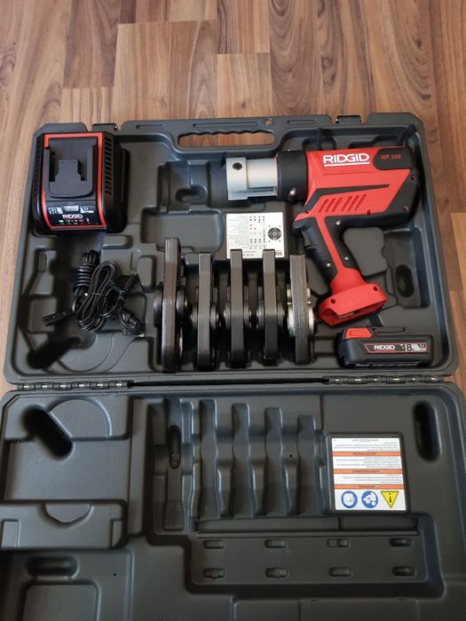Presă de sertizat Ridgid RP 350