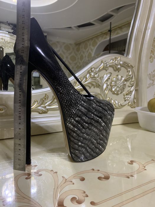 Новые каблуки с большим размером