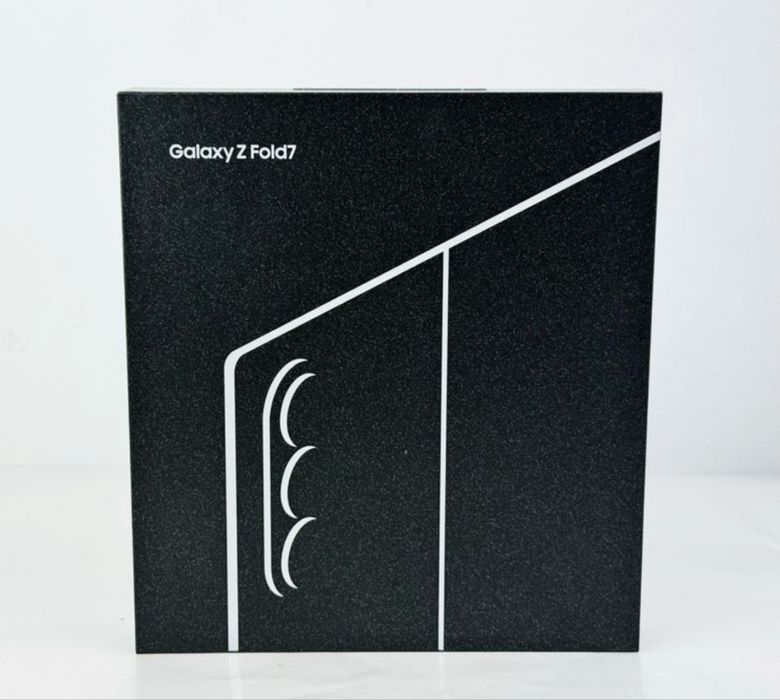 НОВ! Samsung Galaxy Z Fold 7 5G 256GB 12RAM Jet Black / Blue / Silver