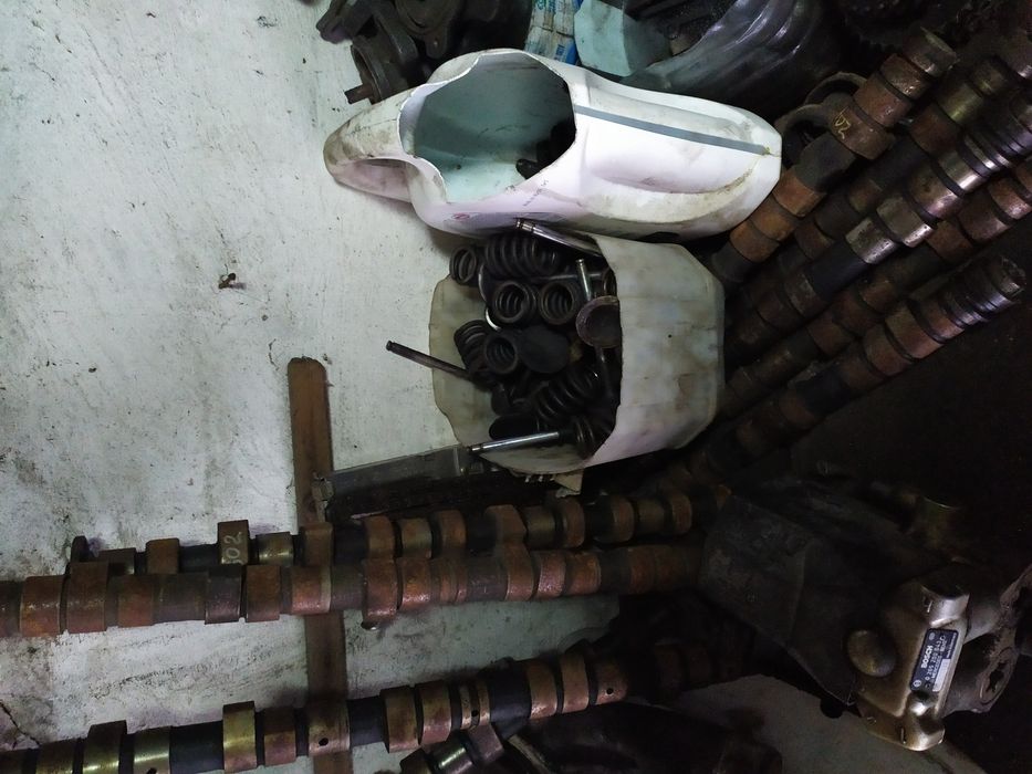 Запчасти на 102 двигатель