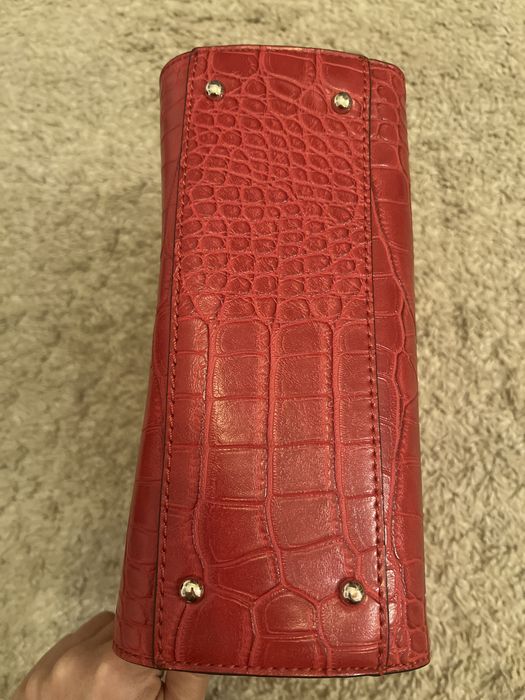 Дамска чанта Guess