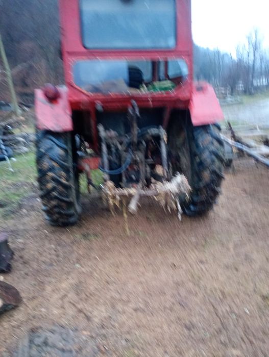 De vânzare,tractor U650,stare foarte bună de funcționare !