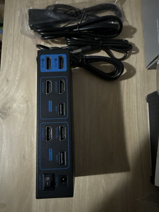 Comutator Switch KVM HDMI VPFET 2 monitoare,2 computere,4K60Hz,USB 2.0
