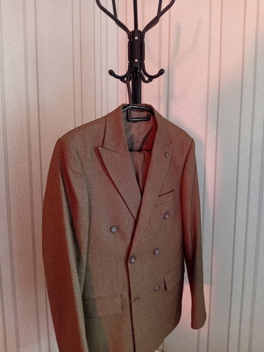 Костюм сатылады Новый