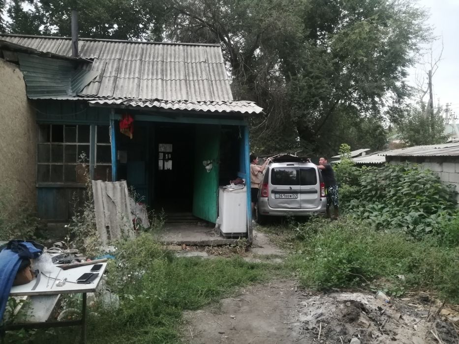 Продается 3 комнатный дом в селе Ұзынағаш