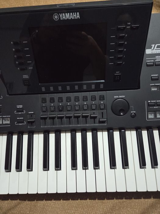 Yamaha Tyros 4 impecabil de vanzare