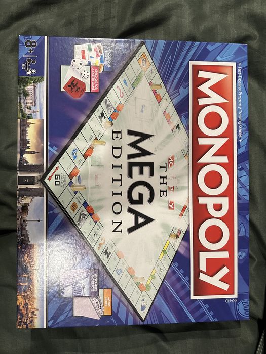 Monopoly Mega edition