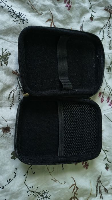 Hard disk extern portabil WD Elements 5TB usb 3.0 + husa transp  inclu