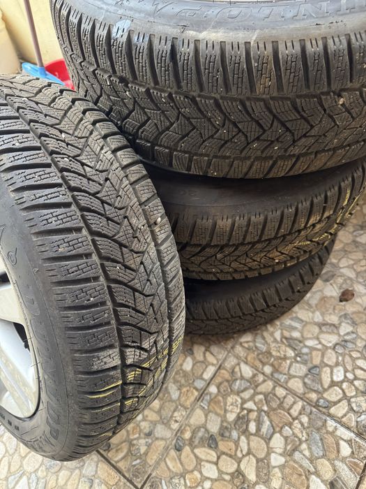 Anvelope de iarna +jante aluminiu