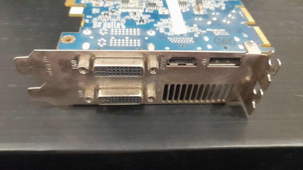 Видеокарта AMD Radeon HD 5770