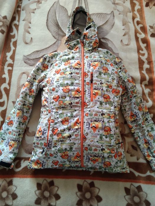 Продаю куртку ангри бертс для мальч,д девочек,46 разм.фирма ROXY.