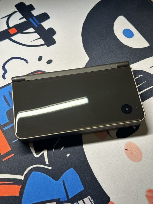 Nintendo DSi XL/LL