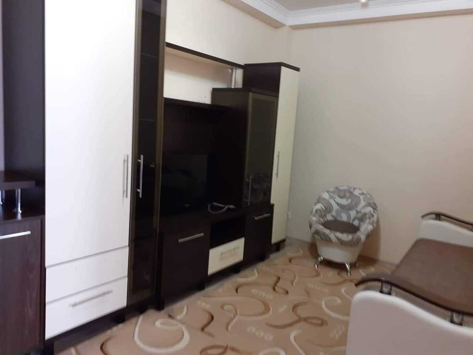 Дава се под наем Едностаен апартамент в София, Банишора - 45 кв.м за 375 € - Снимка #2