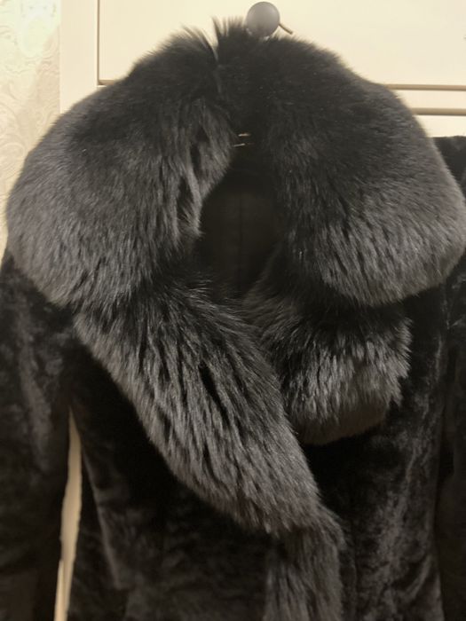 Продам шубу мутон размер S