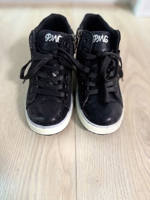 Детски обувки primigi нови