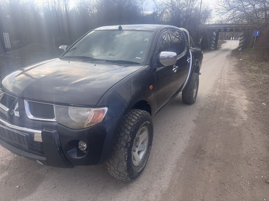 Mitsubishi L200 ‼️на части‼️