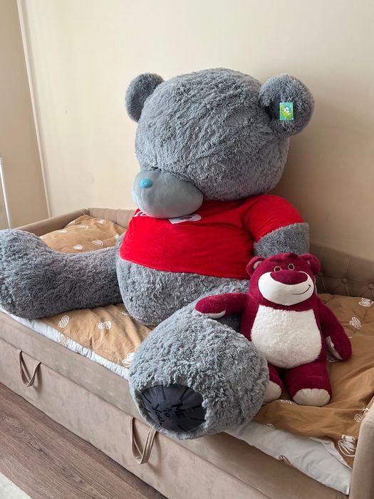Продам большую Мишку Тэдди