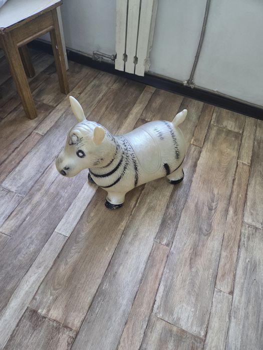 Продам резинового ослика
