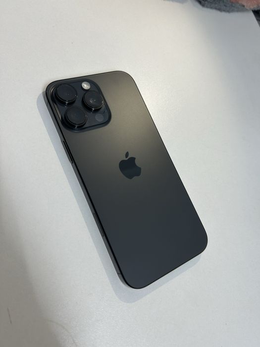 iPhone 16 про макс