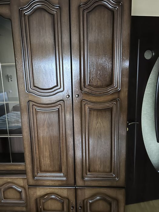 Mobilă  – 4 corpuri – stare foarte bună