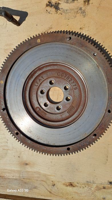 Твърд маховик за 6 скорости 1,9 тди 105к.с