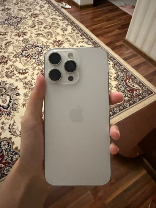 Iphone 15 pro max 256 esim