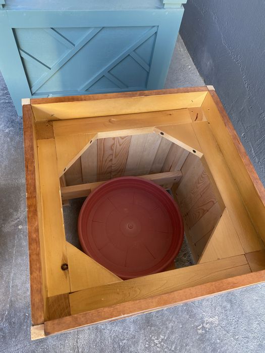 Кашпо для цветов или других растений