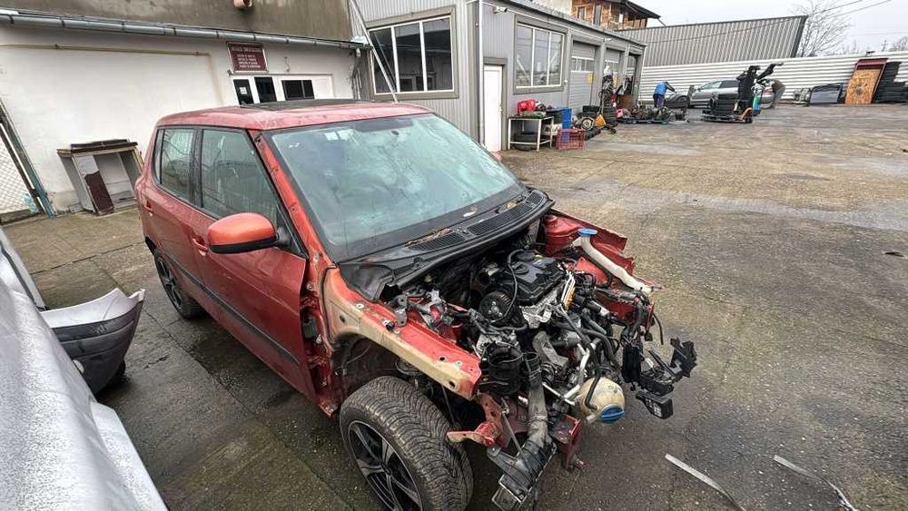 Usa Fata Dreapta Skoda Fabia Din 2010