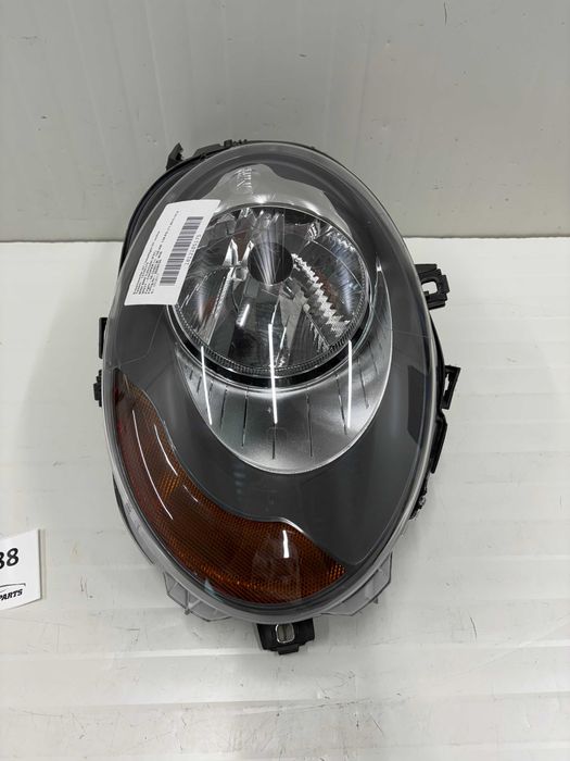 Десен фар Н7 Мини Купър Ф54 Ф55 Ф56 Ф57 с жълт мигач