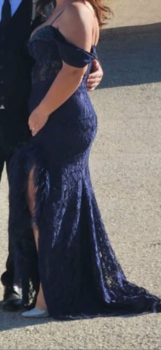 Продавам официална рокля ХL