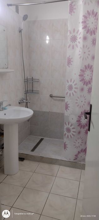 Apartament luminos și primitor