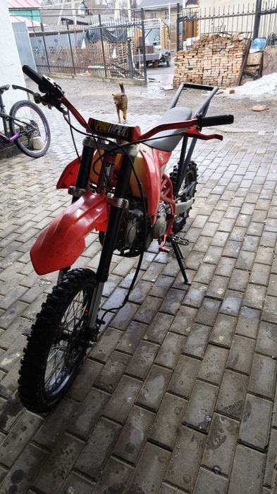 Продаю питбайк!!