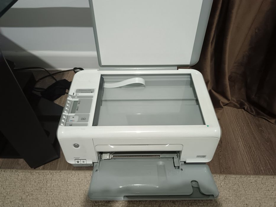 Цветной принтер HP