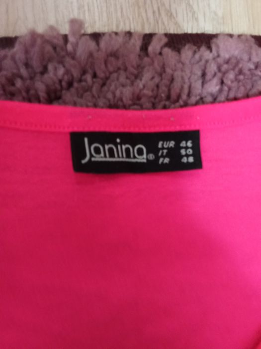 Уникални  цветове панталон и блузка