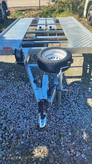 Platforma - Trailer Auto4,5m, 2700 kg aplecata spate